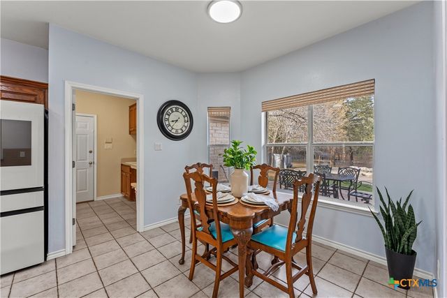 1060 Great Oaks Drive, Salado, TX 76571