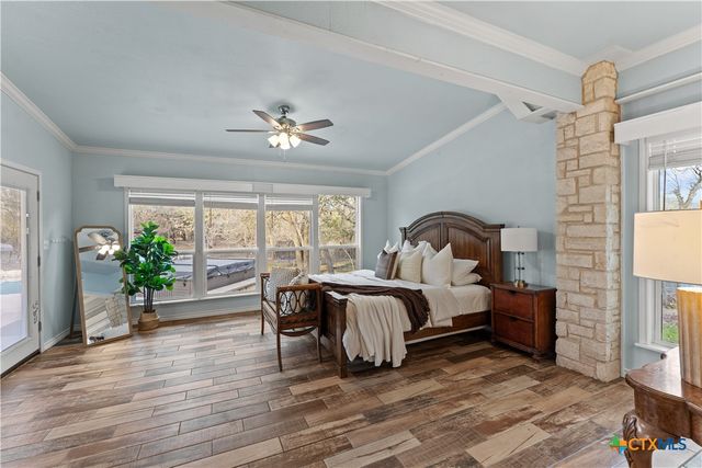 1060 Great Oaks Drive, Salado, TX 76571