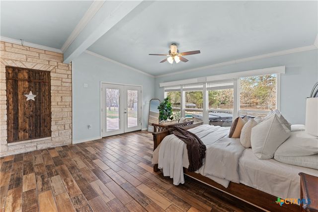1060 Great Oaks Drive, Salado, TX 76571