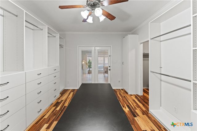 1060 Great Oaks Drive, Salado, TX 76571