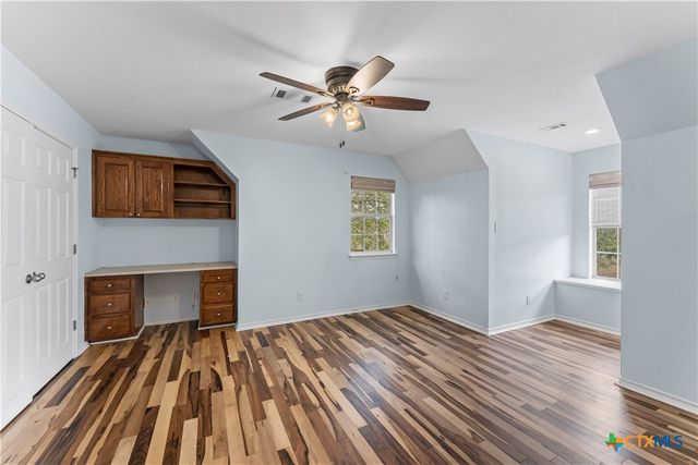 1060 Great Oaks Drive, Salado, TX 76571