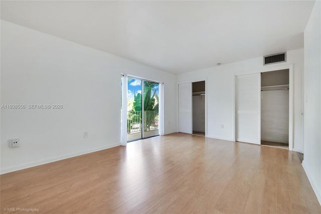 7403 SW 82nd St 210N, Miami, FL 33143