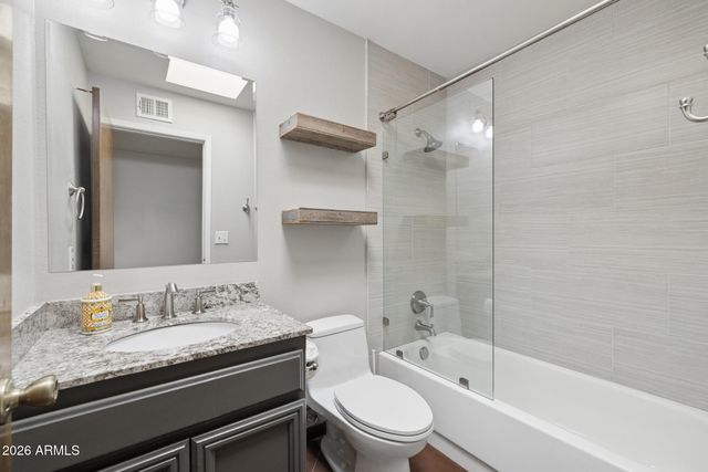 4717 E WINSTON Drive, Phoenix, AZ 85044