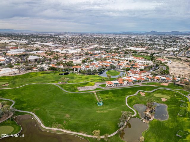 4717 E WINSTON Drive, Phoenix, AZ 85044
