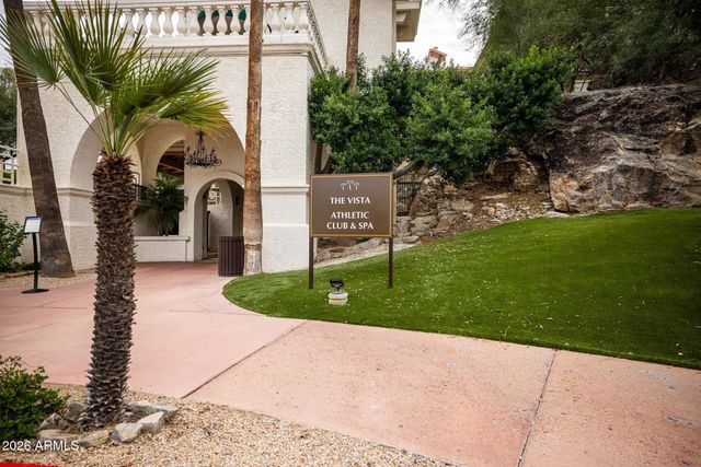 4717 E WINSTON Drive, Phoenix, AZ 85044