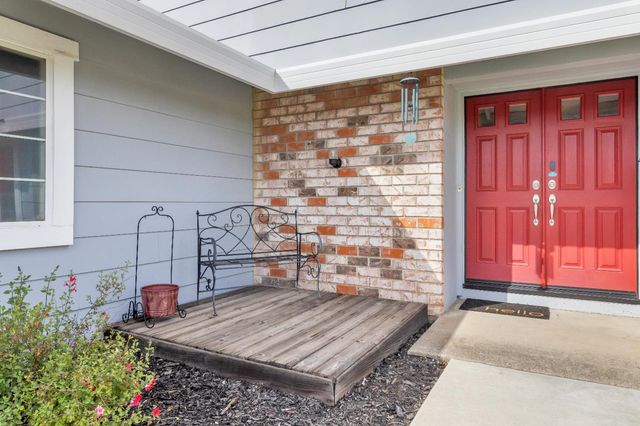 4970 Hillhurst Dr, Fair Oaks, CA 95628