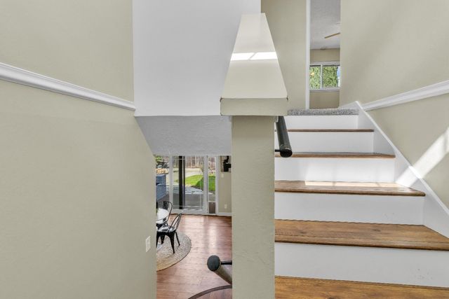 4970 Hillhurst Dr, Fair Oaks, CA 95628