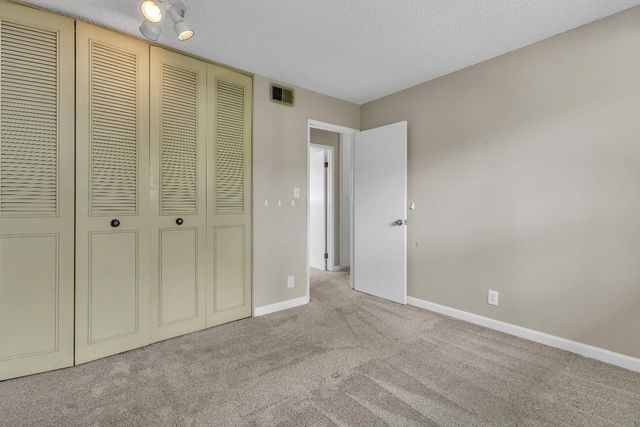 4970 Hillhurst Dr, Fair Oaks, CA 95628