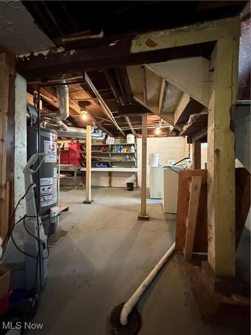 378 Wildwood Avenue, Akron, OH 44320