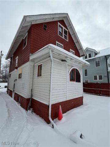 378 Wildwood Avenue, Akron, OH 44320