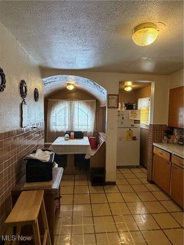 378 Wildwood Avenue, Akron, OH 44320