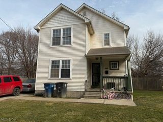3271 E 48th Street, Cleveland, OH 44127