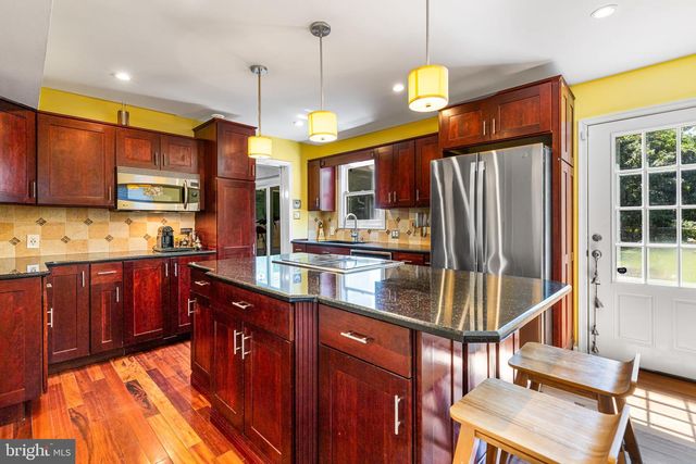 134 E MT PLEASANT AVE, Ambler, PA 19002