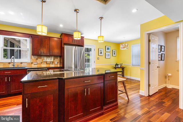 134 E MT PLEASANT AVE, Ambler, PA 19002