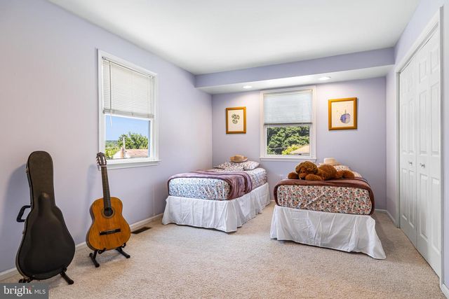 134 E MT PLEASANT AVE, Ambler, PA 19002