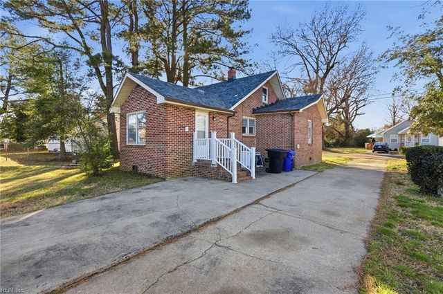 2317 Azalea AVE, Portsmouth, VA 23704