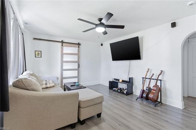 2317 Azalea AVE, Portsmouth, VA 23704