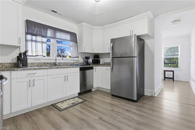 2317 Azalea AVE, Portsmouth, VA 23704