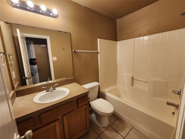 2917 Van Horn Avenue, Fort Worth, TX 76111