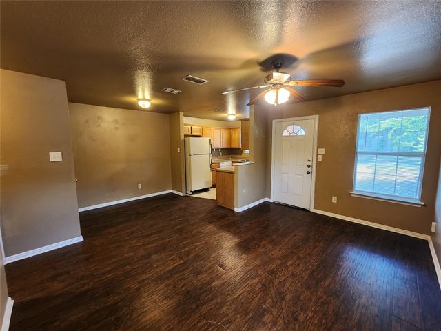 2917 Van Horn Avenue, Fort Worth, TX 76111