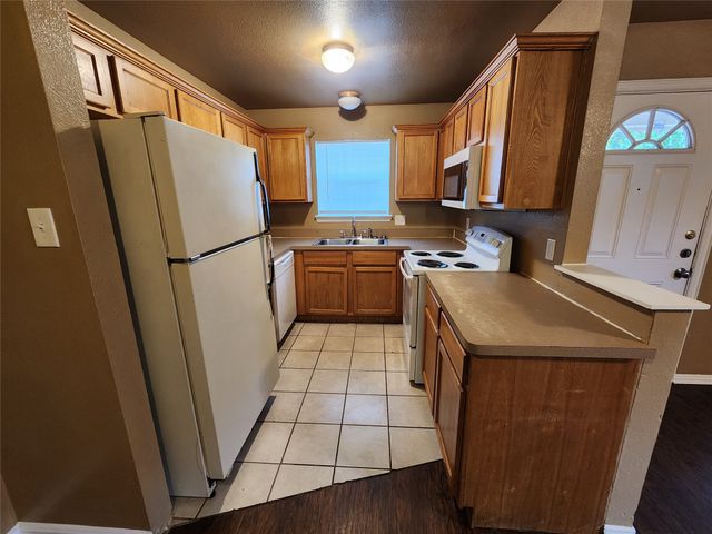 2917 Van Horn Avenue, Fort Worth, TX 76111