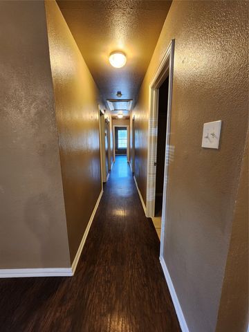 2917 Van Horn Avenue, Fort Worth, TX 76111
