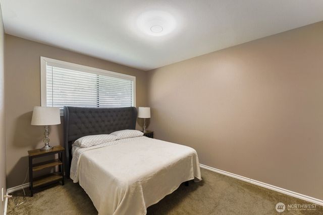 715 Sunrise Place SW, Issaquah, WA 98027