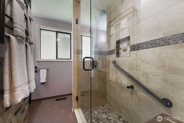 715 Sunrise Place SW, Issaquah, WA 98027