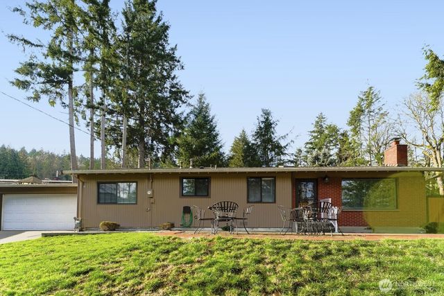 715 Sunrise Place SW, Issaquah, WA 98027