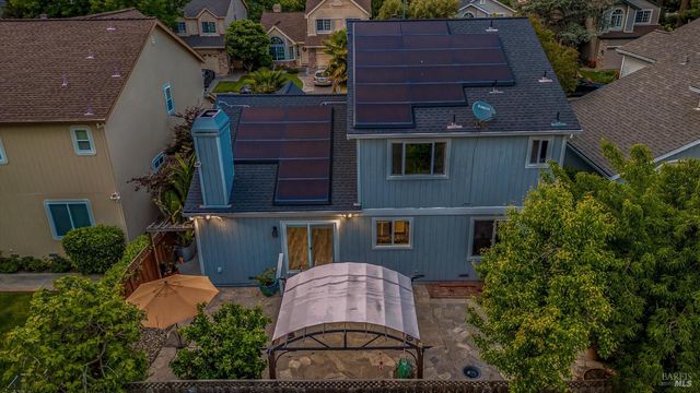 187 Wikiup Meadows Dr, Santa Rosa, CA 95403