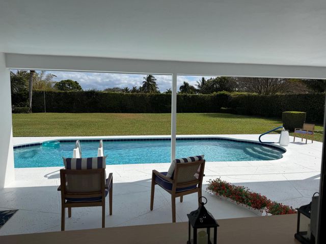 10124 Seagrape Way, Palm Beach Gardens, FL 33418