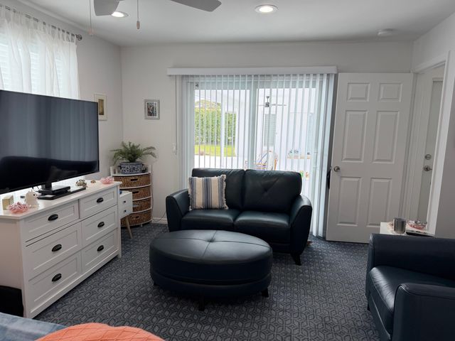 10124 Seagrape Way, Palm Beach Gardens, FL 33418