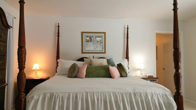 10124 Seagrape Way, Palm Beach Gardens, FL 33418