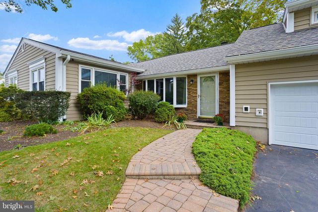 42 NASSAU PL, Princeton Junction, NJ 08550
