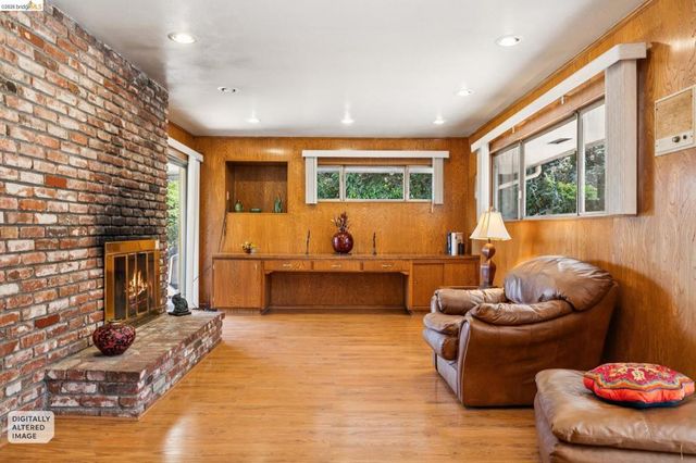 11233 Monan St, Oakland, CA 94605