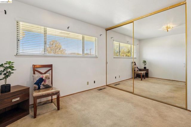 11233 Monan St, Oakland, CA 94605