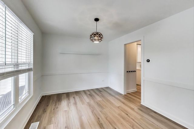 1329 Neskola Court, Naperville, IL 60564