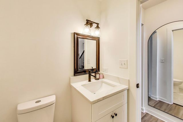 1329 Neskola Court, Naperville, IL 60564