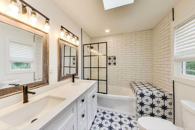 1329 Neskola Court, Naperville, IL 60564