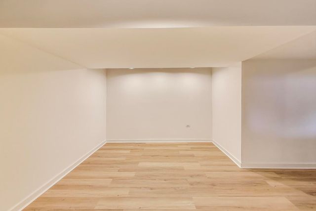 1329 Neskola Court, Naperville, IL 60564