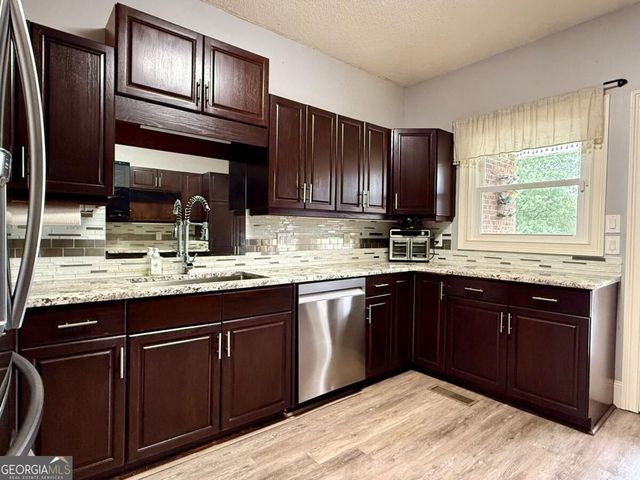2199 Horsley Mill Road, Carrollton, GA 30116