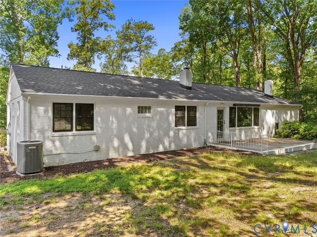 4111 Stratford Rd, Richmond, VA 23225