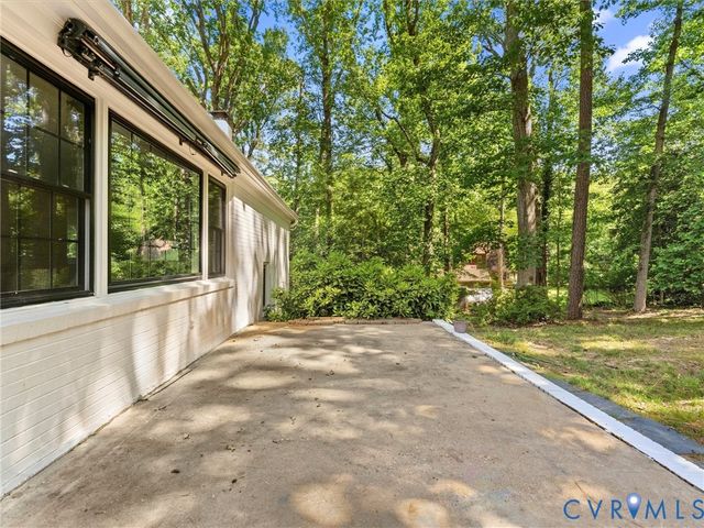 4111 Stratford Rd, Richmond, VA 23225