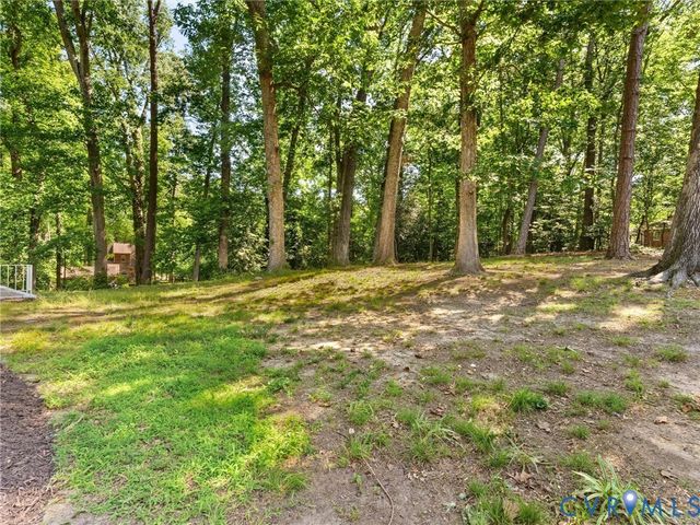 4111 Stratford Rd, Richmond, VA 23225