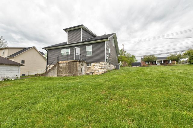 426 E Broadway Street, Winchester, KY 40391
