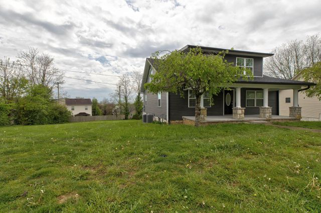 426 E Broadway Street, Winchester, KY 40391