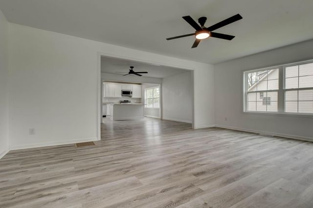 426 E Broadway Street, Winchester, KY 40391
