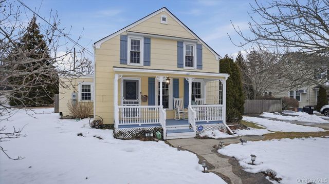 149 Union Avenue, Islip, NY 11751