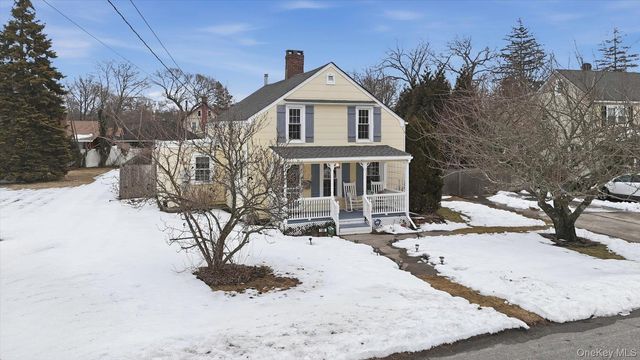 149 Union Avenue, Islip, NY 11751