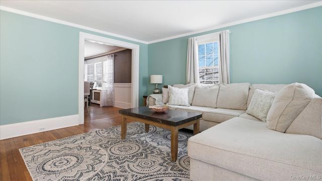 149 Union Avenue, Islip, NY 11751